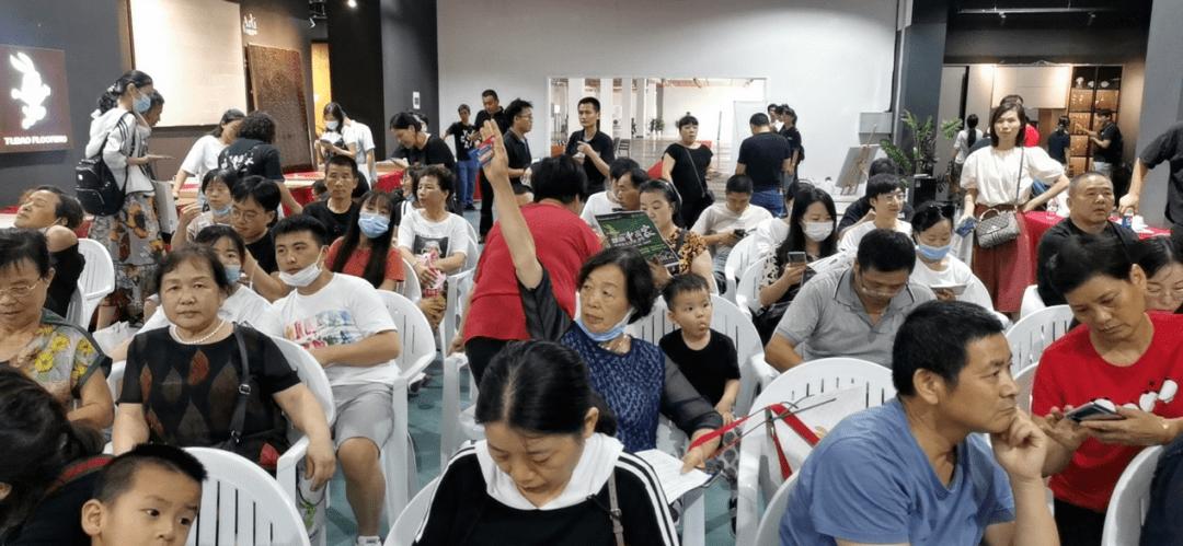兔宝宝全屋定制品牌工厂购要购嗨也要购健康